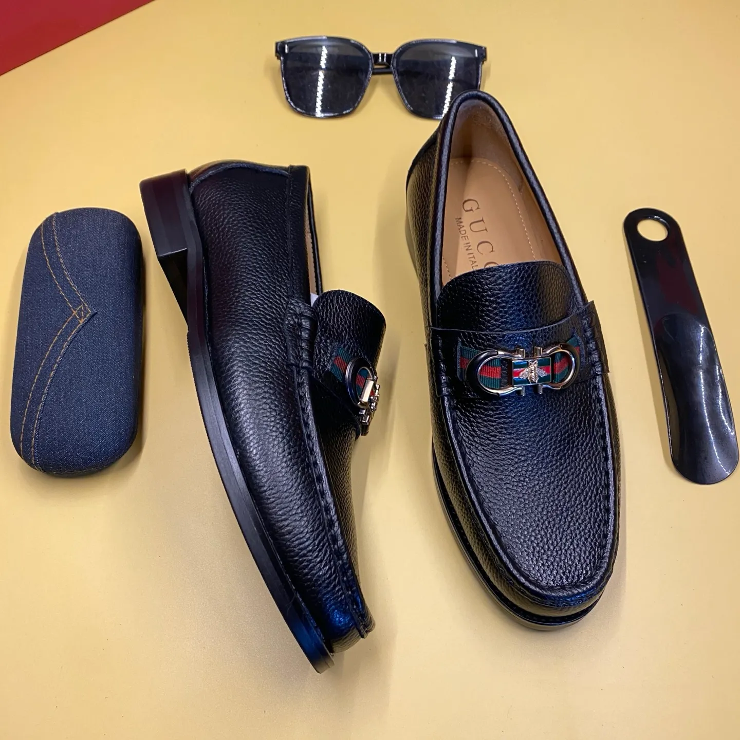 Men's men's shoes💰 440💰💰Gucci official website men's business formal leather shoes update💥Hong Kong counter synchronized new styles💥completely one to one replica shipment👍zero gap in counter quality 0⃣️made of imported cowhide on the outside➕cowhide lining, black, matching size 38-44...